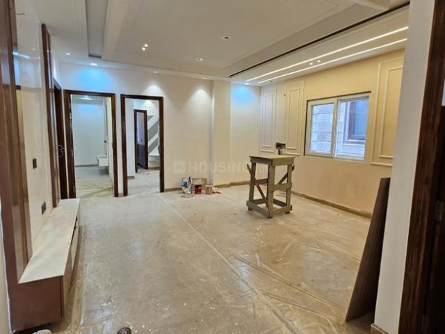 3.5 BHK Independent Builder Floor in Sector 7 Rohini for resale New Delhi. The reference number is 20373548