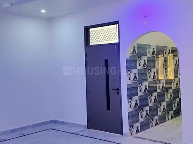 3.5 BHK Independent Builder Floor in Sector 91 for rent Faridabad. The reference number is 18219878