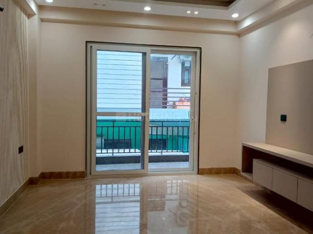 3.5 BHK Independent Builder Floor in Palam Vihar for resale Gurgaon. The reference number is 18100859