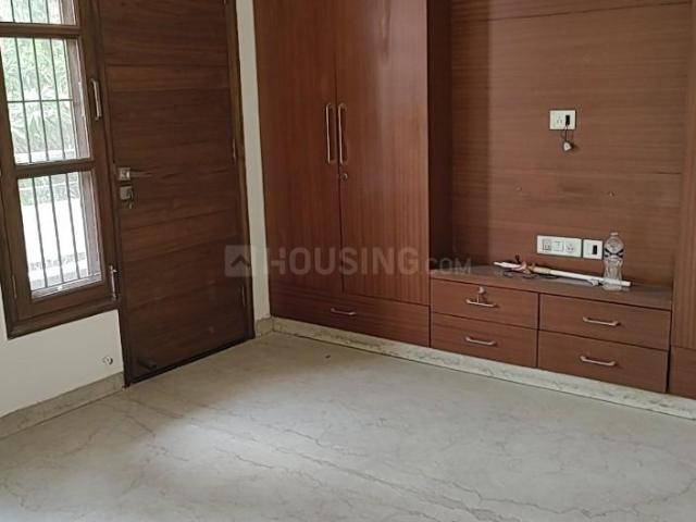 3.5 BHK Independent Builder Floor in Paschim Vihar for rent New Delhi. The reference number is 20452282