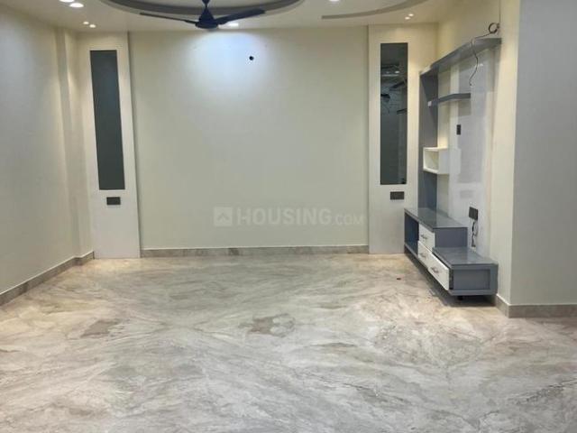 3.5 BHK Independent Builder Floor in Paschim Vihar for rent New Delhi. The reference number is 20714363