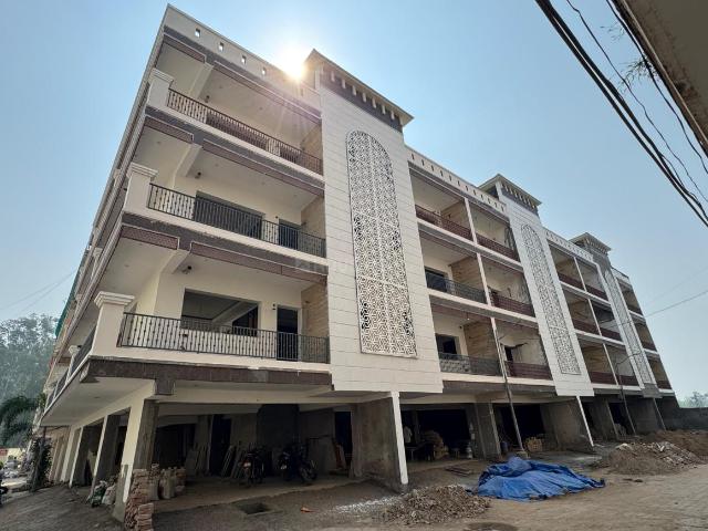 3.5 BHK Independent Builder Floor in Peer Muchalla for resale Zirakpur. The reference number is 16618257