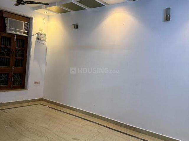 3.5 BHK Independent Builder Floor in Punjabi Bagh for rent New Delhi. The reference number is 20779324
