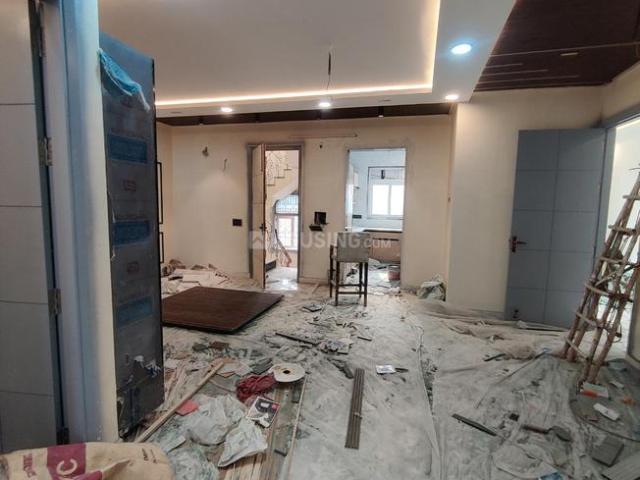 3.5 BHK Independent Builder Floor in Punjabi Bagh for resale New Delhi. The reference number is 20047186