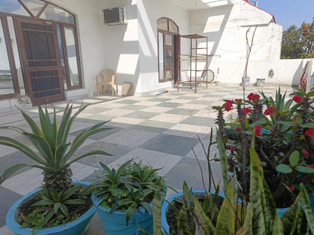 3.5 BHK Independent Builder Floor in Trikuta Nagar for rent Jammu. The reference number is 19807192