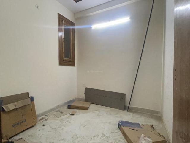 3.5 BHK Independent Builder Floor in Vasundhara for resale Ghaziabad. The reference number is 20239991