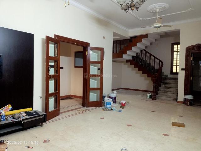 3.5 BHK Independent House in Basaveshwara Nagar for resale Bangalore. The reference number is 16797318