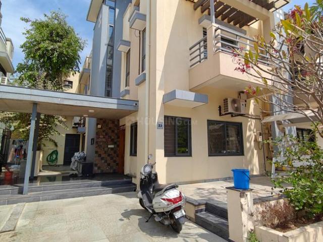 3.5 BHK Independent House in Bodakdev for resale South West. The reference number is 17397145