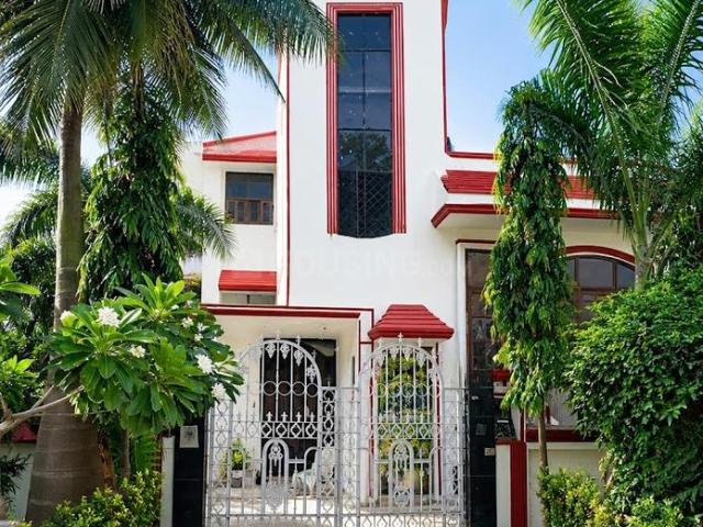 3.5 BHK Independent House in Delta II for resale Greater Noida. The reference number is 20484109