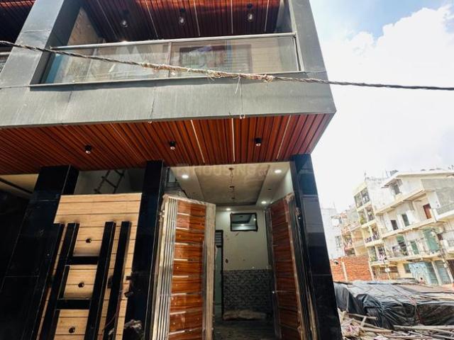 3.5 BHK Independent House in Govindpuram for resale Ghaziabad. The reference number is 19948162
