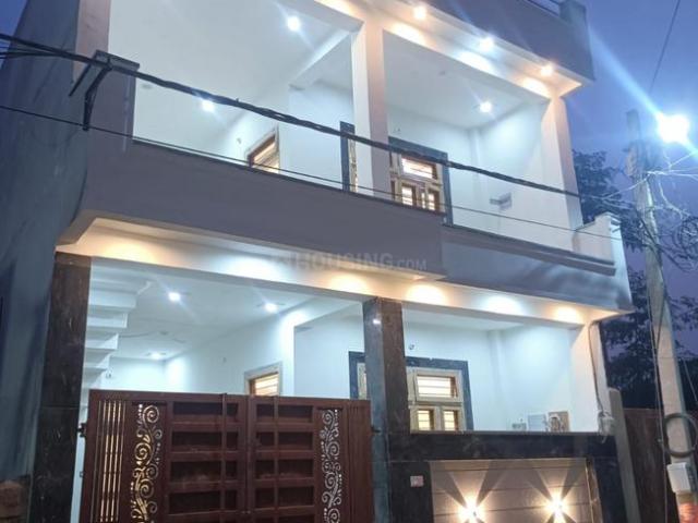 3.5 BHK Independent House in Indira Nagar for resale Lucknow. The reference number is 19782000