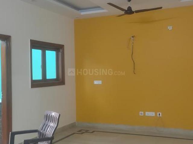 3.5 BHK Independent House in Sector 108 for rent Noida. The reference number is 20109921