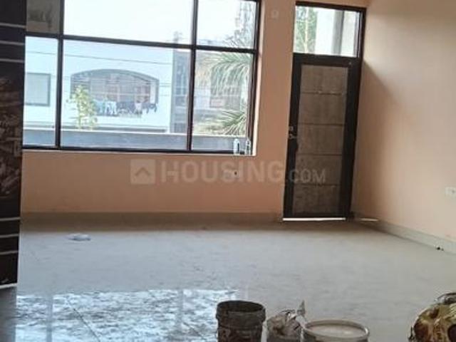 3.5 BHK Independent House in Sector 23 for rent Noida. The reference number is 18833760