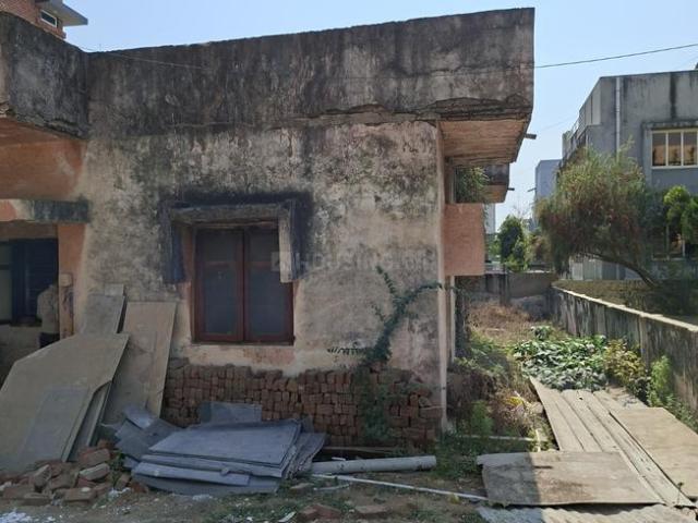 3.5 BHK Independent House in Sector 21 for resale Gandhinagar. The reference number is 19600997