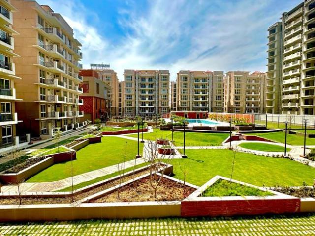 3.5 BHK Penthouse in Nabha for resale Zirakpur. The reference number is 20869816