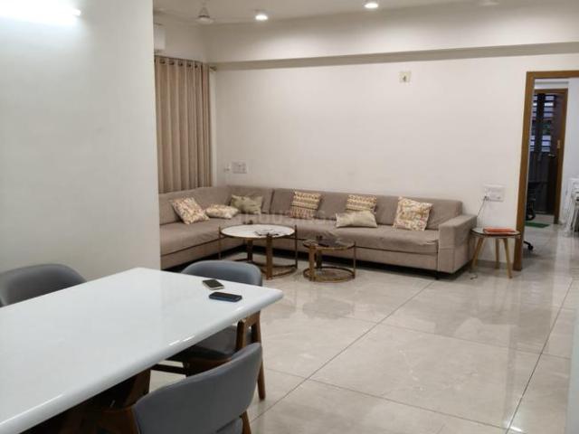 3.5 BHK Penthouse in Science City for rent Ahmedabad. The reference number is 20001738