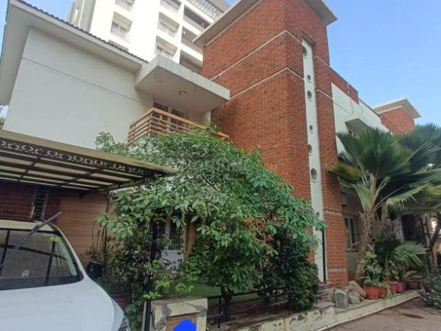 3.5 BHK Villa in Bhayli for rent Vadodara. The reference number is 17136063