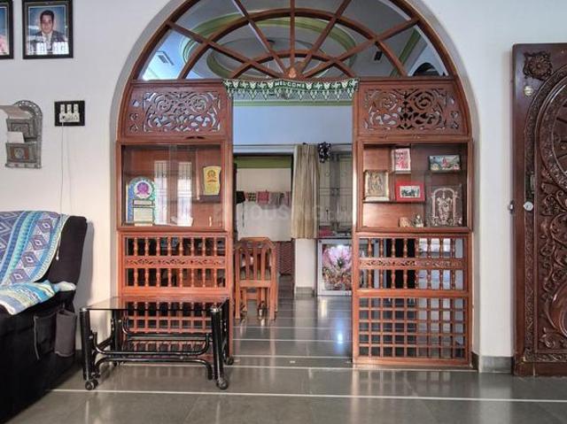 3.5 BHK Villa in India Colony for resale Ahmedabad. The reference number is 19650343