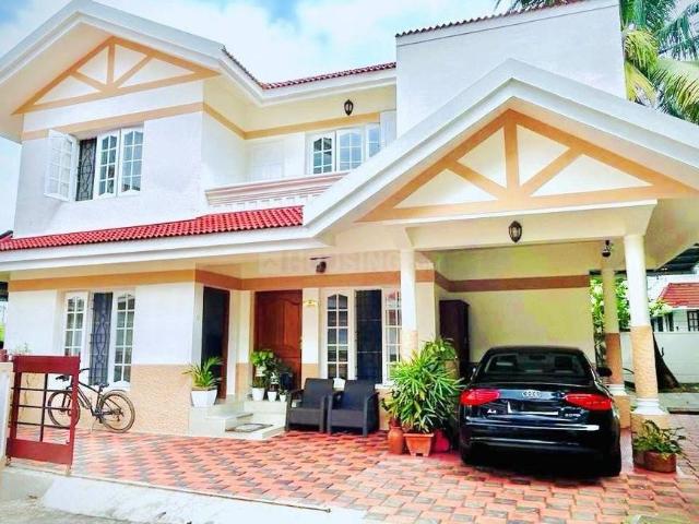 3.5 BHK Villa in Kakkanad for resale Kochi. The reference number is 17046641