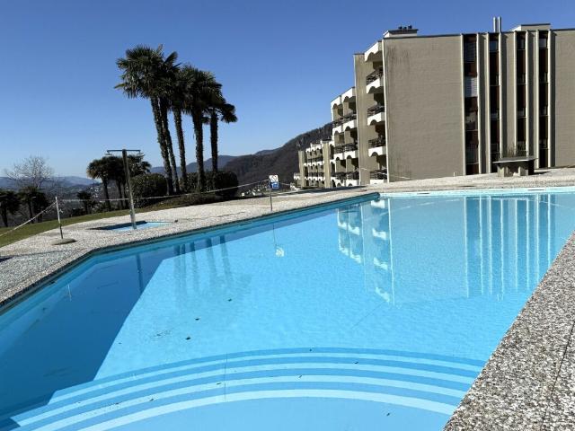 3.5 locali nel complesso residenziale con piscina e parco copia