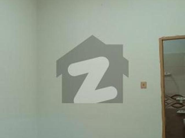 3.5 Single Story Corner House Solid Construction And Solid Material Use Total House Pakistan Cable Wearing All House Install A Great Material. 2 Bedrooms With Attached Bathrooms TV Launch Draing Room. Large Size Parking. 25 Feet Street Chatha Bakhtawar