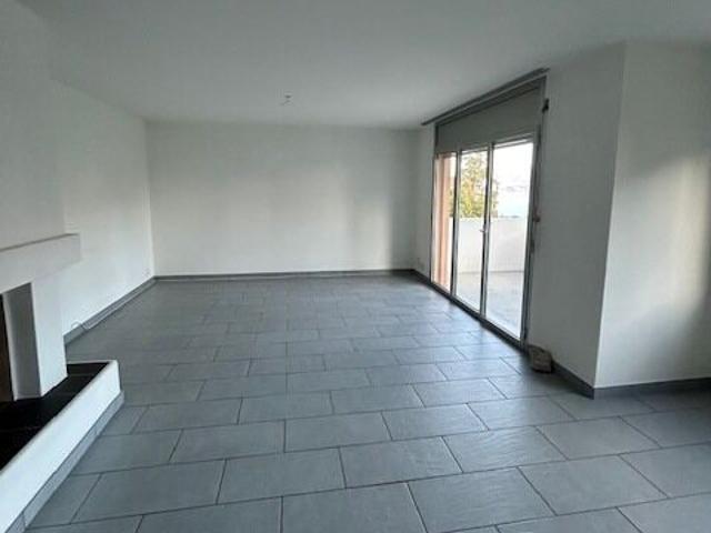 3.5 room apartment for rent in Brissago with lake view