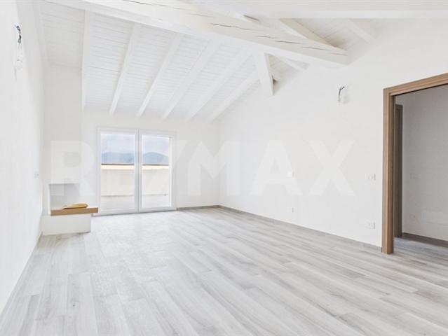 3.5 Room furnished apartment