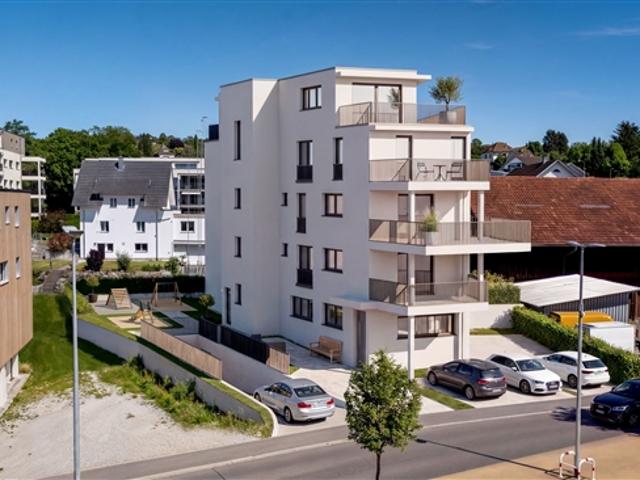 3.5 Zi. Eigentumswohnung mit sonnigem Balkon in Menziken
