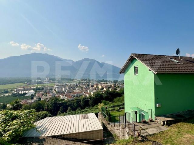 3.5 Zi. Wohnung inkl. 2 Parkplätze