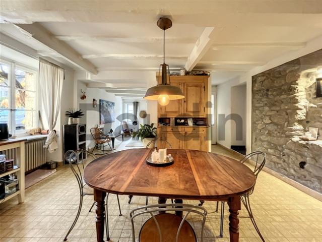 3,5 Zimmer mit Charakter und einer Fläche von 73 m2 PSA im Zentrum des Dorfes