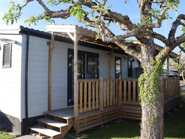 3.5 Zimmer Campinghaus in Sugiez – neu & luxuriös
