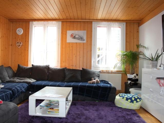 3.5 Zimmer Gartenwohnung mit Sitzplatz in Uetendorf mieten