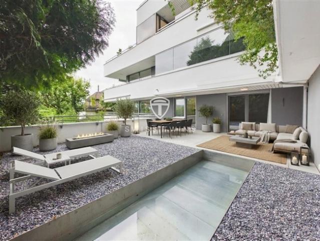 3.5 Zimmer Terrassenwohnung mit grosser Terrasse in Zürich