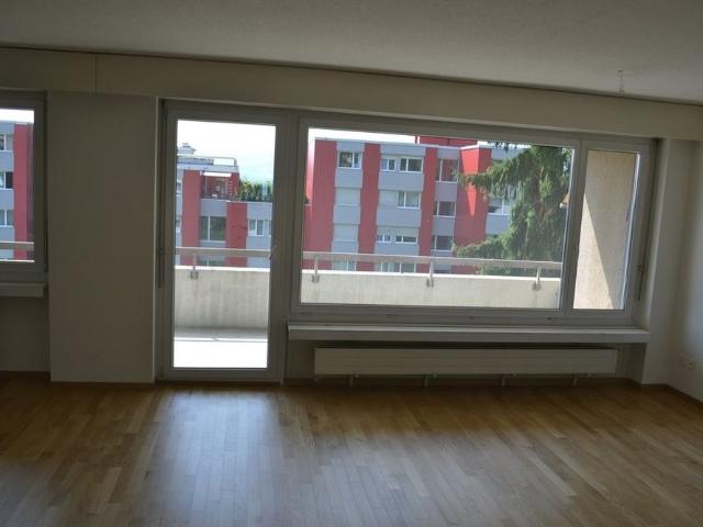 3.5 Zimmer Wohnung an idyllischer Lage im Herzen von Geroldswil