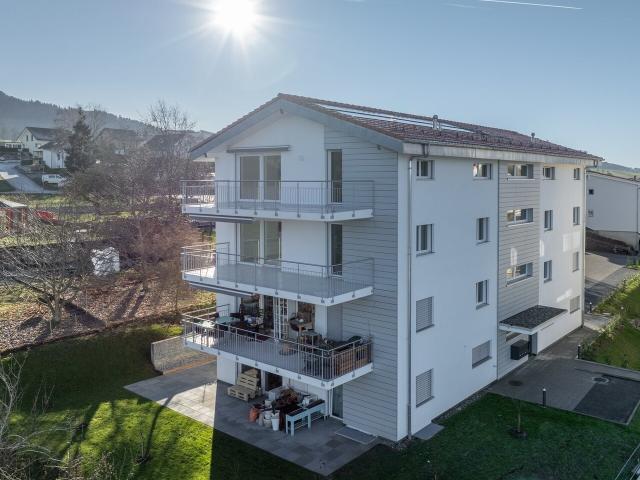 3.5 Zimmer Wohnung im 1. Stock