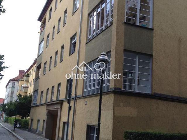 3,5 Zimmer Wohnung in Tempelhof mit Blick auf Bosepark