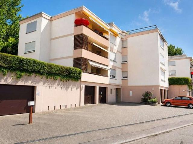 3,5 Zimmer Wohnung mit Balkon & TG Stellplatz in Baden Baden