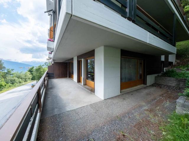 3,5 Zimmer Wohnung mit großer Terrasse