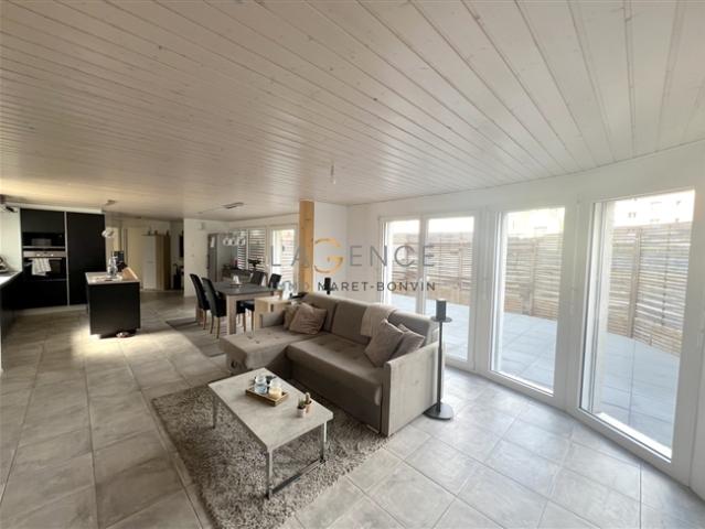 3.5 ZIMMER WOHNUNG UND STUDIO MIT 1.5 ZIMMER ERTRAG