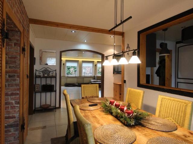 3.5 Zimmer Wohnung zu verkaufen. 319.000, EUR VB über Makler