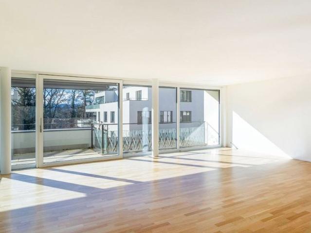 3.5 Zimmer, 140 m², 2. Stock
