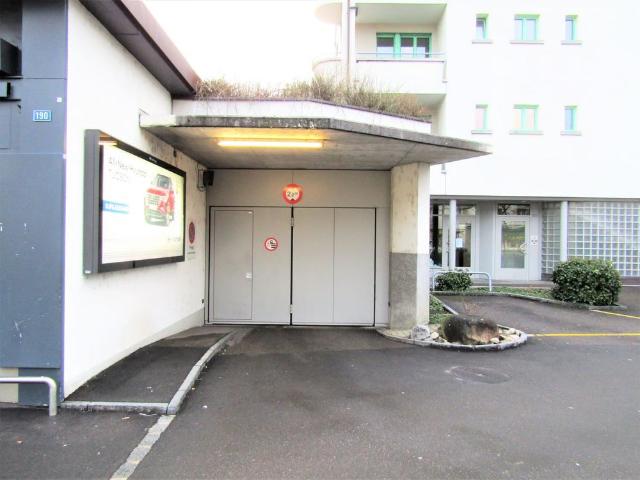 3.5 Zimmer, 140 m², 2. Stock