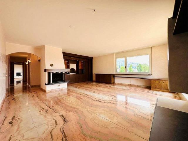 3.5 Zimmer, 145 m²