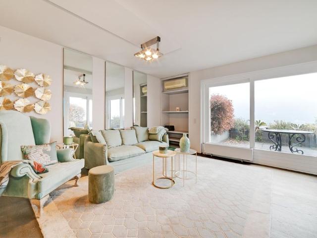 3.5 Zimmer, 150 m², 1. Stock