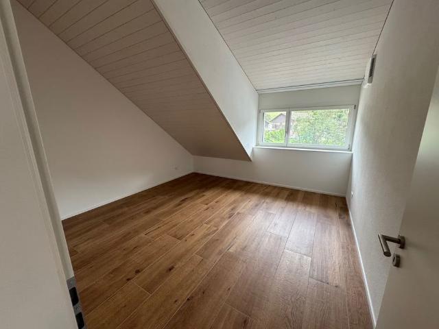 3.5 Zimmer, 163 m², 2. Stock