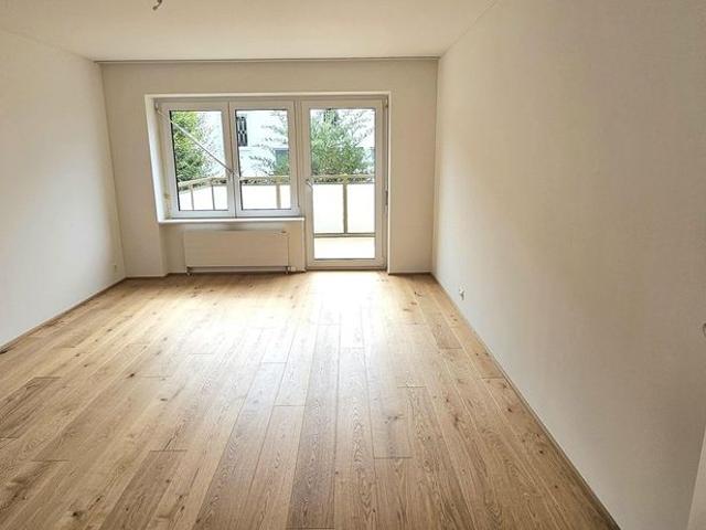 3.5 Zimmer, 105 m², EG