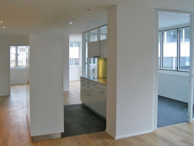 3.5 Zimmer, 105 m², 2. Stock
