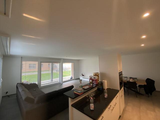 3.5 Zimmer, 106 m², EG