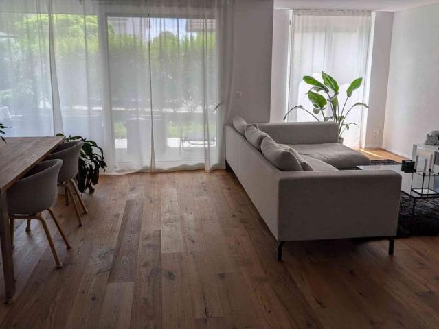 3.5 Zimmer, 106 m², EG