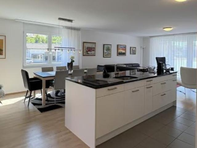 3.5 Zimmer, 106 m², 1. Stock